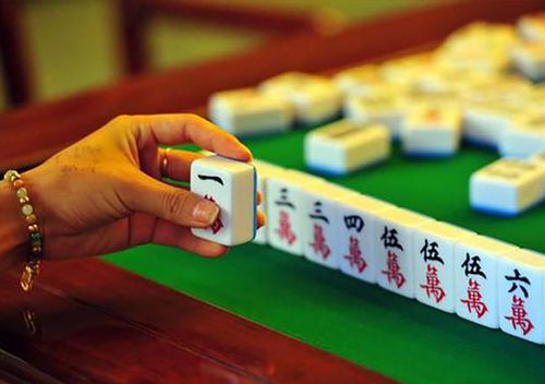 摘要：打麻将是我国的一项传统游戏，在下午花点时间打一盘也是众多中国人的一种乐趣